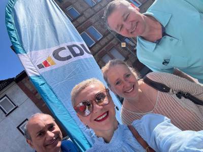 von links nach rechts: Markus Graff, Albina Nazarenus-Vetter, Petra Farr, Werner Halbow